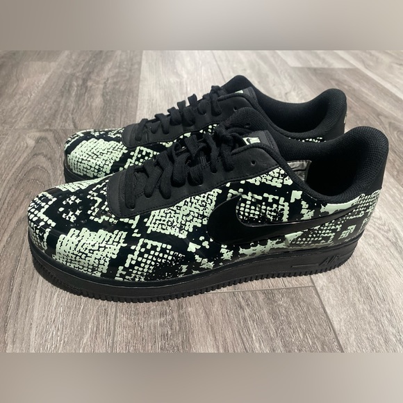 Other - Nike AF1 Foamposite